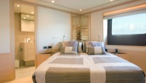 Benetti Tradition 105 motor yacht VIP cabin
